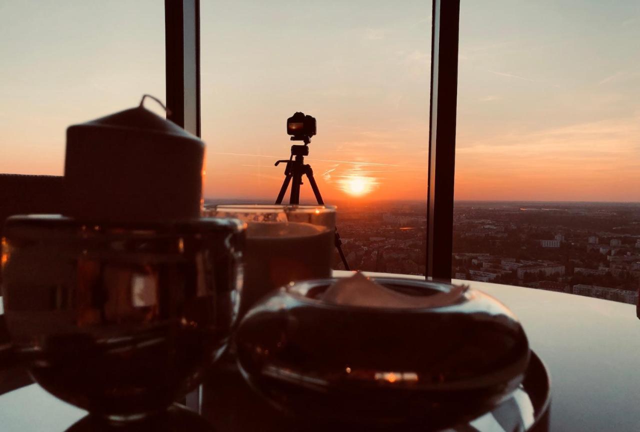 Vantage Point Apartament Sky Tower Wroclaw Luaran gambar