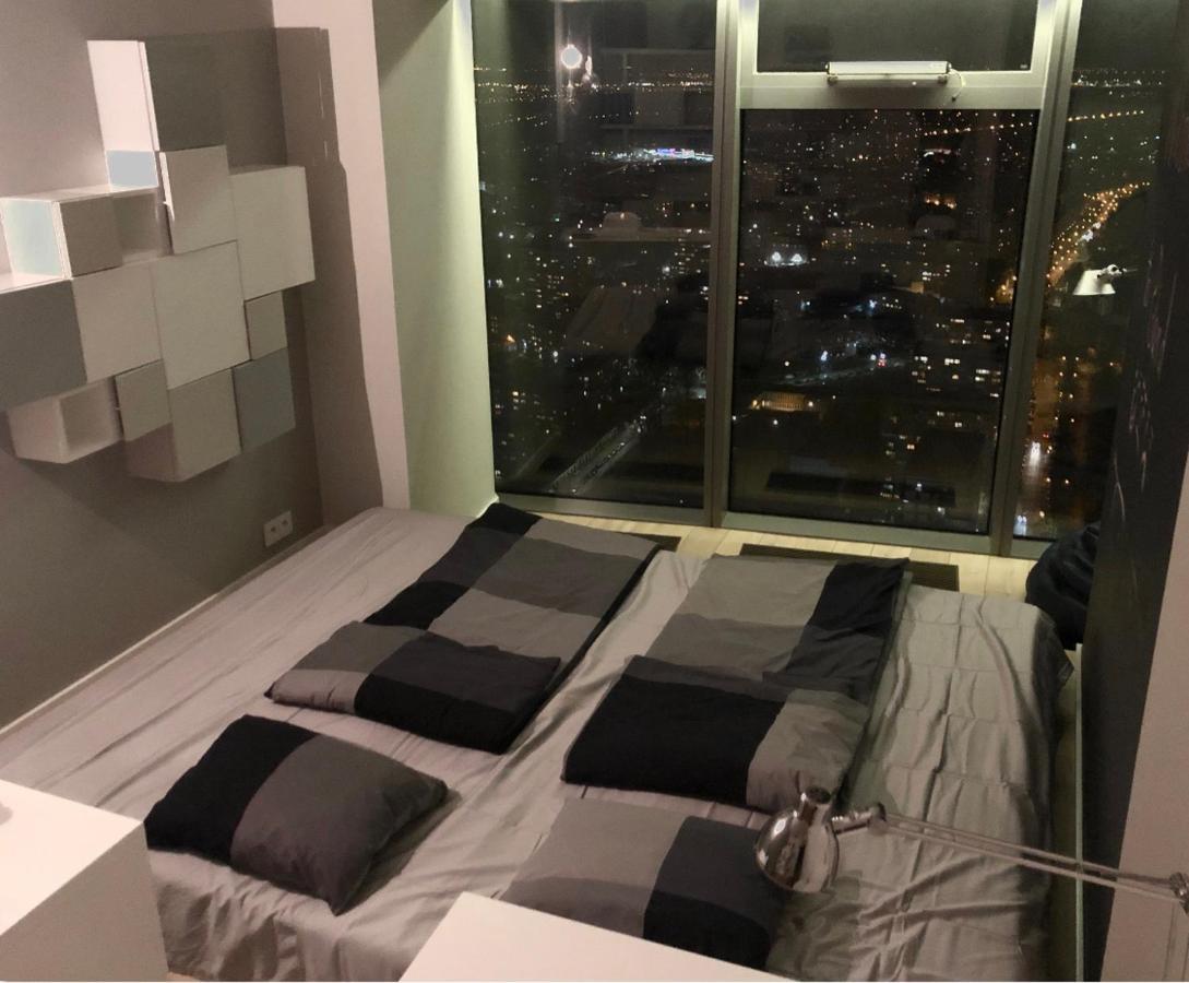 Vantage Point Apartament Sky Tower Wroclaw Luaran gambar