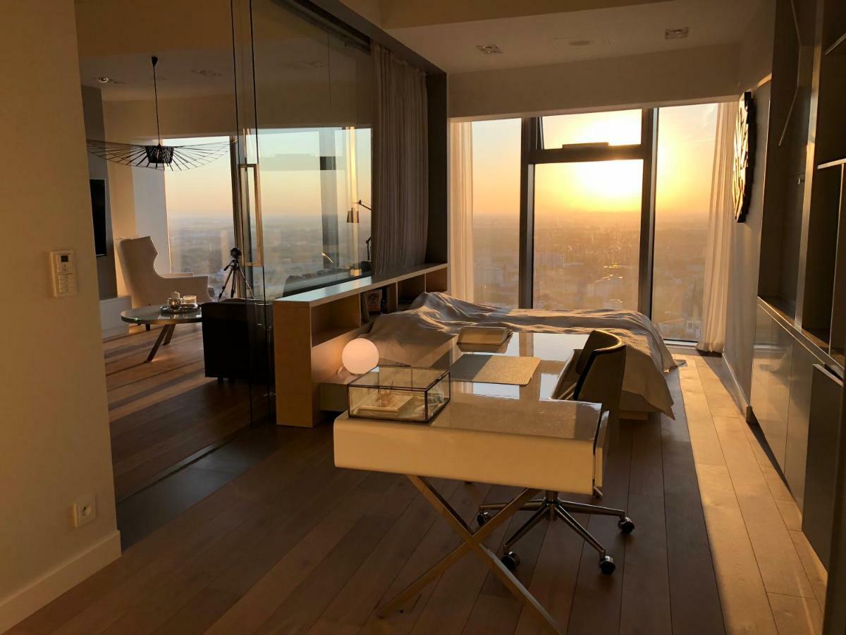 Vantage Point Apartament Sky Tower Wroclaw Luaran gambar